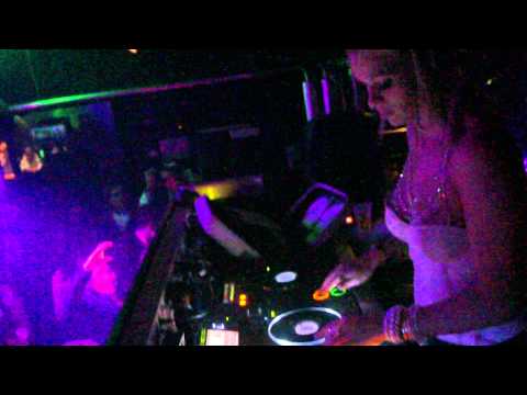 Niki Belucci 2011-03-26 France Monaco Brasserie de Monaco.MP4