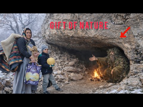 Homeless Woman Transforms a Small Cave into a Safe Shelter in the Freezing Mountains ❄️🏔️