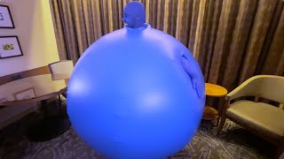 Wonka Gum turns man into Blueberry (Preview)