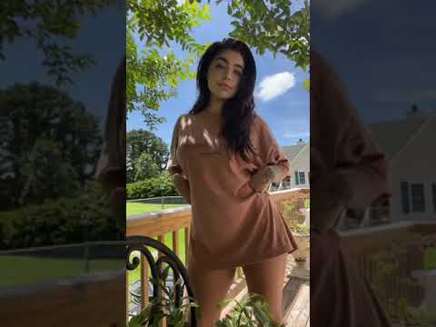 Hoodie To BIKINI 😍 #tiktok #shorts