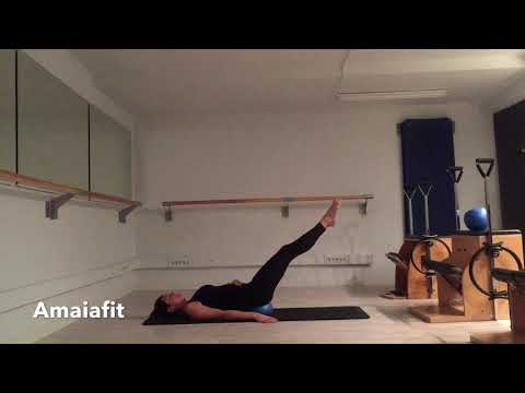 PILATES CON PELOTA PEQUEÑA