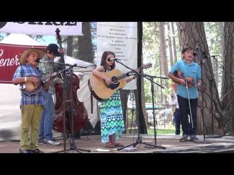 2016-06-18 2016 CBA FDF Verns Stage - Rambling Minors - Going Back To Old Kentucky