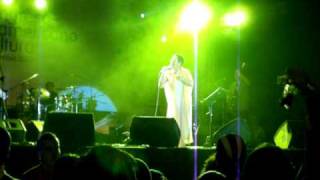 SUSANA BACA CANTA 1.MOV