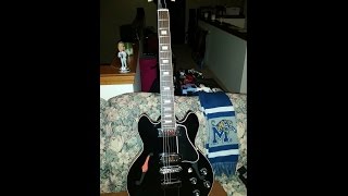Video thumbnail for 22 Meet the Guitars Gibson ES 390 "Parker" by Wayne Memphis Mojo