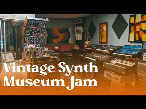Vintage Synth Jam at Vintage Synthesizer Museum with CS80, TR808, MiniMoog