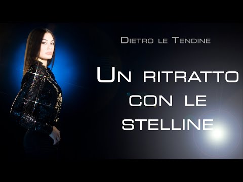 Dietro le tendine - Un ritratto con le stelline ✨