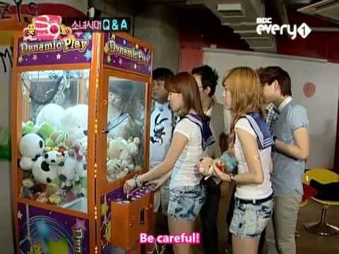 『2/5』 090804 SHINee FBG - Jessica, Sunny, & Hyoyeon (eng)