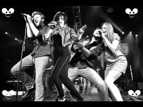 Deadmau5 vs Rihanna vs Lady Antebellum - Raise Your Weapon in a Hopeless Place With a Kiss Goodnight