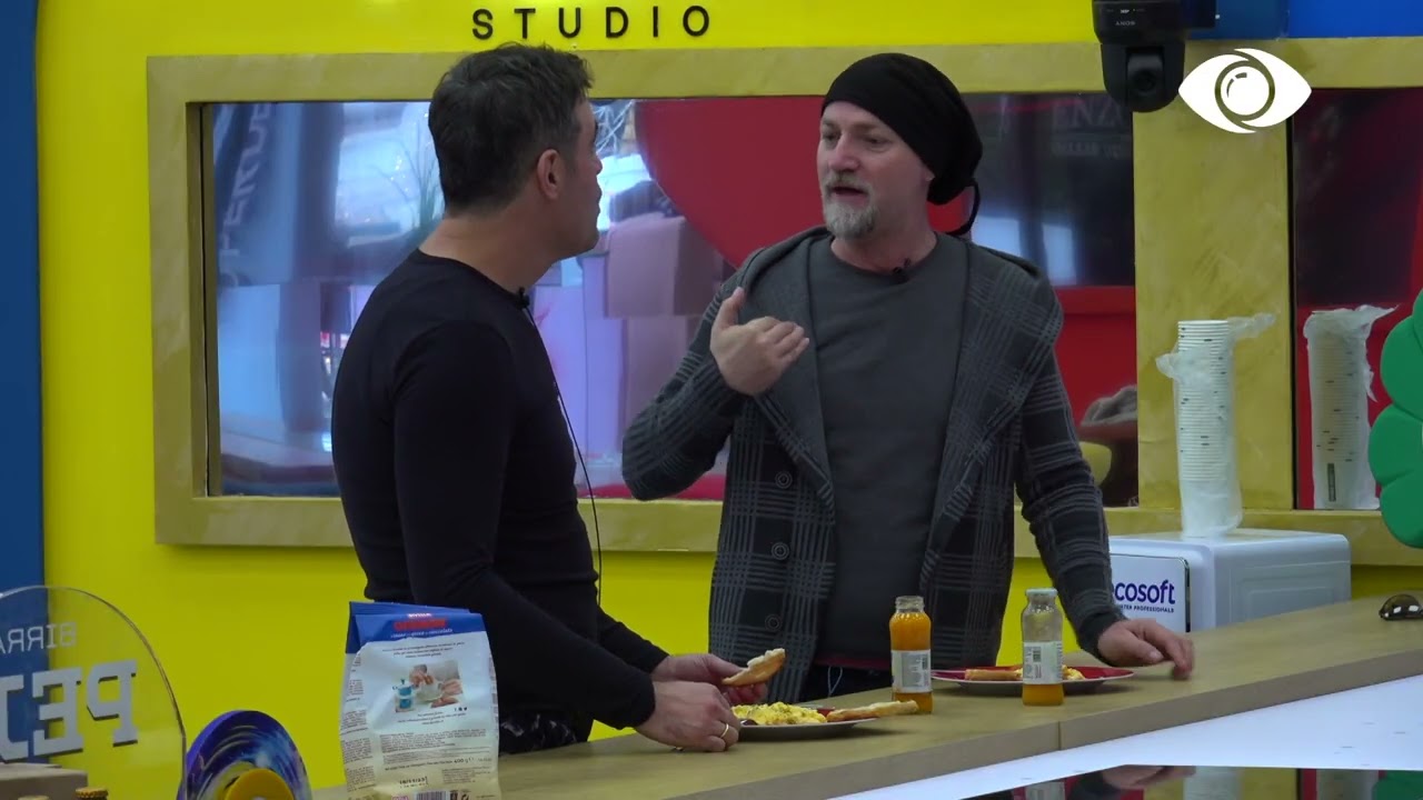 A të kam thënë të pëlqej, Luizi i zbulon djemve bisedën me Kiarën