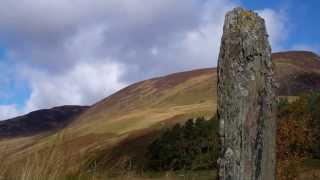 preview picture of video 'The Parliament Stone Spittal Of Glenshee Highlands Scotland'