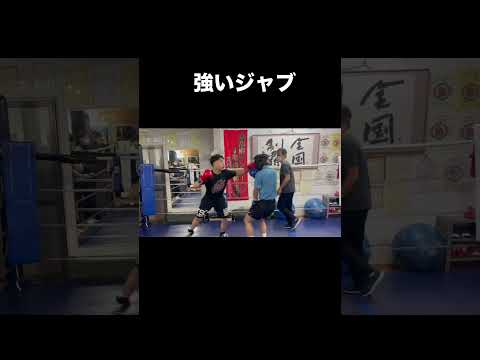 #shorts スパーリング　強いジャブで逆転