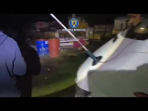 Percheziții la spărgători de case