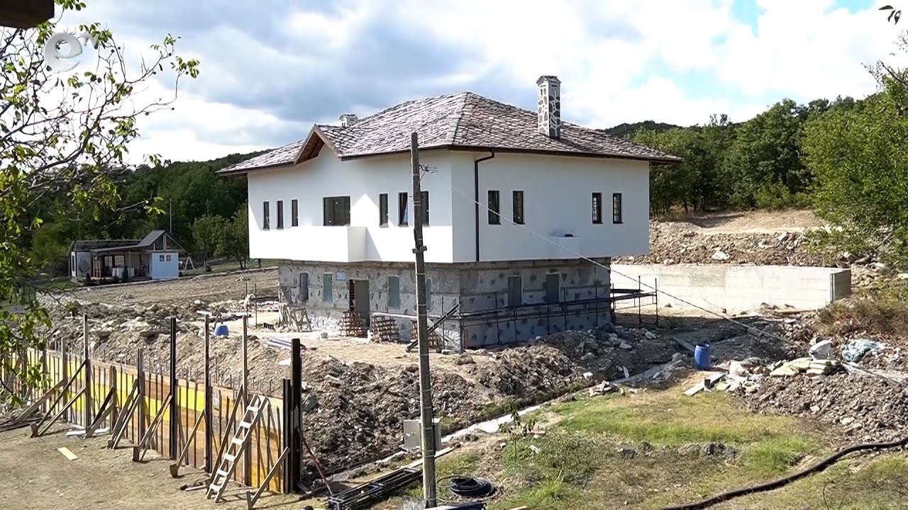 Филип Синапов и каузата му да построи фолклорна къща-музей...
