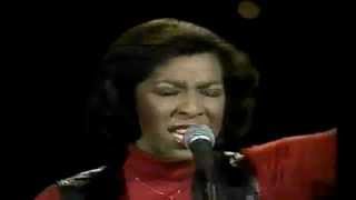 #nowwatching Natalie Cole - Nothin&#39; But A Fool