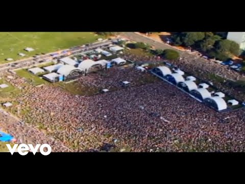 Video thumbnail for Medley Rebelde (Tenerte y Quererte/ Un Poco de Tu Amor/  Otro Día Que Va/ Solo Quédate En Silencio) - En Vivo