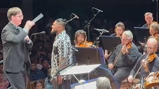Isa Isa Vulagi (Farewell Song) sung by the NZ Symphony Orchestra &amp; the Signature Choir.