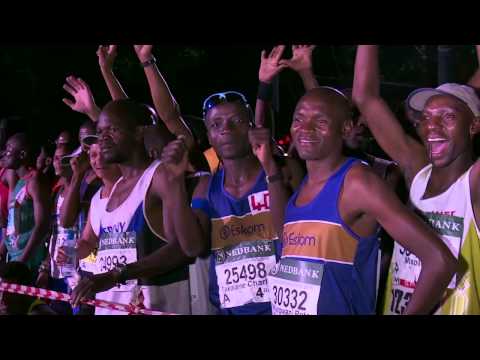 Comrades 2015: Scenes from the start, Durban City Hall