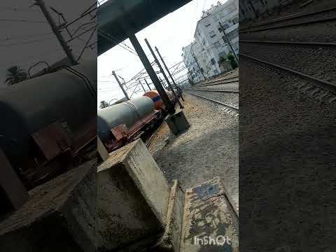 SNTF: Train Algeria Cargo train Exit from Hussein Dey station(060DT22)Day 30/08/2024Time 10:54