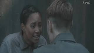 Let&#39;s call a heart a heart - Billie Holiday (Where hands touch)