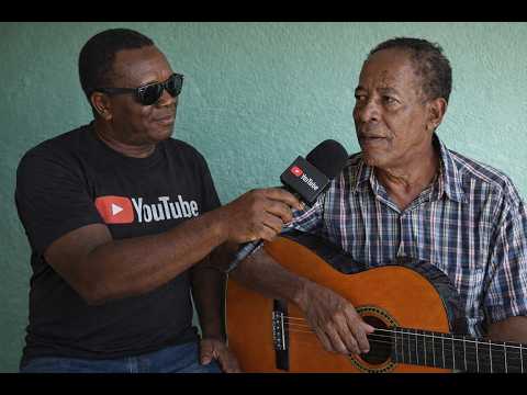 O Chiquinho da viola na cidade de Manga Minas Gerais