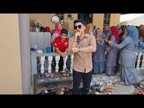 Peminat Pengsan Dengar Irfan Mutiara Biru Nyanyi Lagu Kasih Ku Dibuang Di Pasir Tumboh
