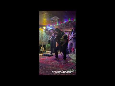 Ras I-Dre/Djed-I Live with the Lion Heights band