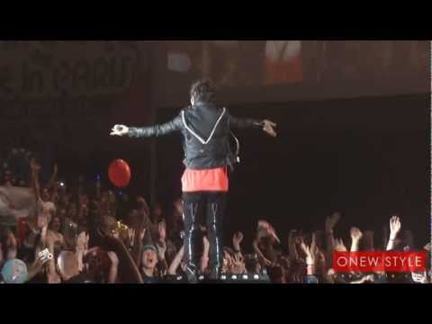 110611 SM TOWN LIVE WORLD TOUR in PARIS - ONEW Ready or Not (Full ver.)