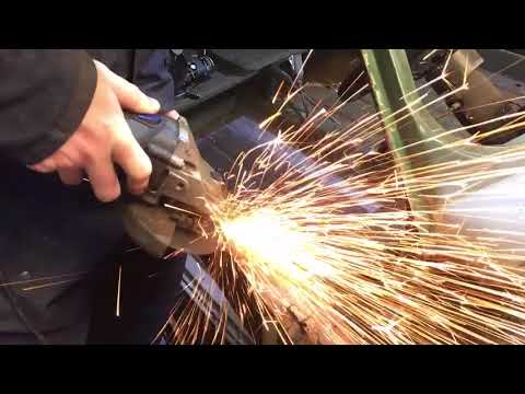 1964 Mk1 Mini Restoration S2 Ep38 - Door Repair