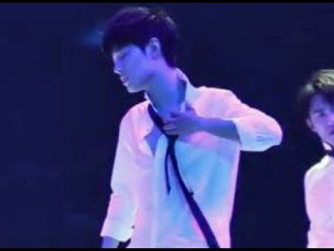 XiaoZhan 肖战 Xiao Zhan *sexy* dance focus XNine concert 2017