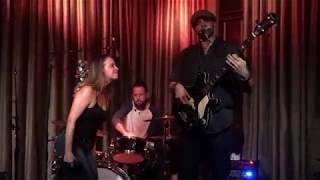 "Dum Dum Dai" Live Performances by Jillian Speer &amp; Trio