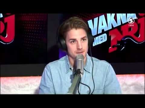 Martin Rolinski speaks Polish