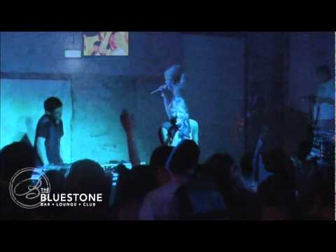 ZOE BADWI "Accidents Happen" Live @ The Bluestone