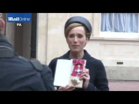 Kristin Scott Thomas receives damehood...