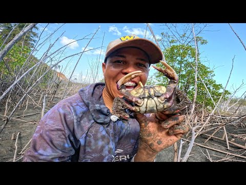 CATCHING, PREPARING AND EATING CRAB (DIEGO AMATEUR FISHERMAN)