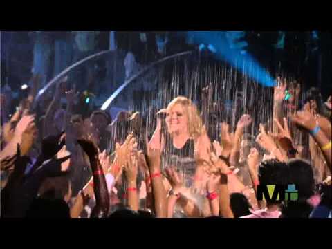Kelly Clarkson  Since U Been Gone 2005-08-28) MTV VMA's