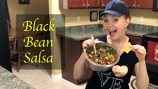 Black Bean Salsa (Quick & Easy) #salsarecipe #blackbeancornsalsa #cowboycavier