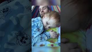 Blind little boy discovers his dad’s heartbeat ❤️