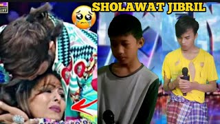 Download lagu Sholawat jibril sangat menyentuh hati membuat semua juri menangis - Indian Idol mp3