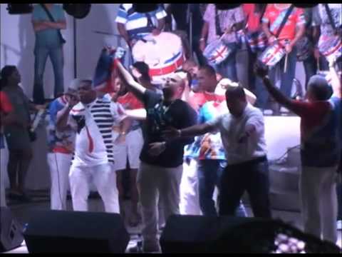 Clip União esquenta misturado