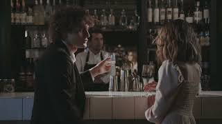 Dive Bar vs. Regular Bar: What's the Difference
