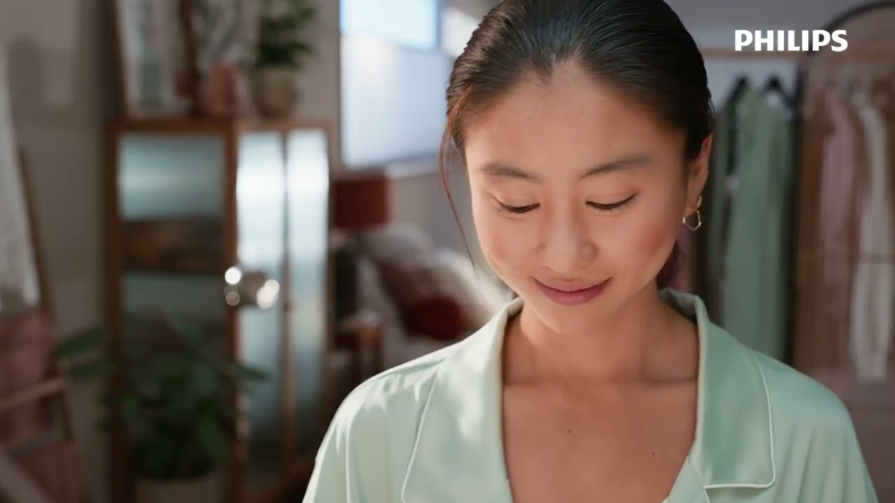 Электрическая зубная щетка PHILIPS Sonicare HX7110/01 серии 5500 video preview