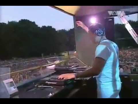 Tiesto @ Loveparade (Berlin 2006)