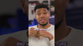 Download lagu Giannis Antetokounmpo's FAVORITE basketball card? A Kobe Bryant he was gifted I NBA mp3 Download lagu Giannis Antetokounmpo's FAVORITE basketball card? A Kobe Bryant he was gifted I NBA mp3