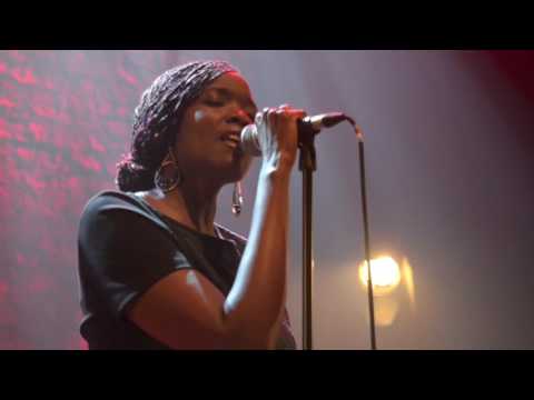 Awa Ly - Live - Café de la Danse (Paris)