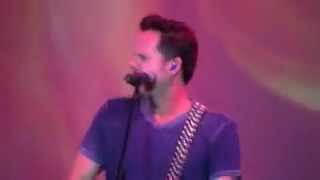 She&#39;s so California - Gary Allan - Celebrate Virginia Live