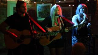 Go Your Own Way                 Performed By The Cains