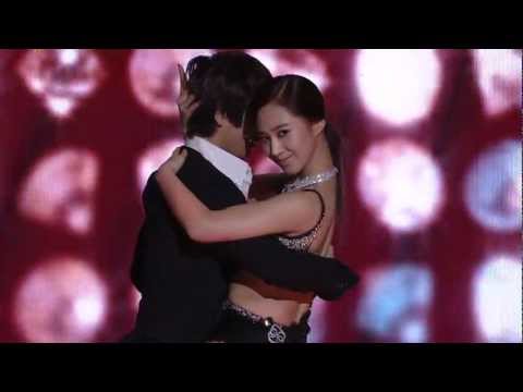 SNSD Yuri & SHINee Minho '12 SDA Dec 31, 2012 GIRLS' GENERATION Live HD
