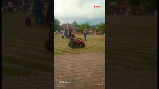 Download lagu jalan2 pagi hari alun-alun Cirebon mp3 Download lagu jalan2 pagi hari alun-alun Cirebon mp3