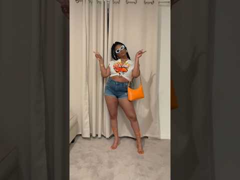 WATCH ME CUT THIS GRAPHIC TEE