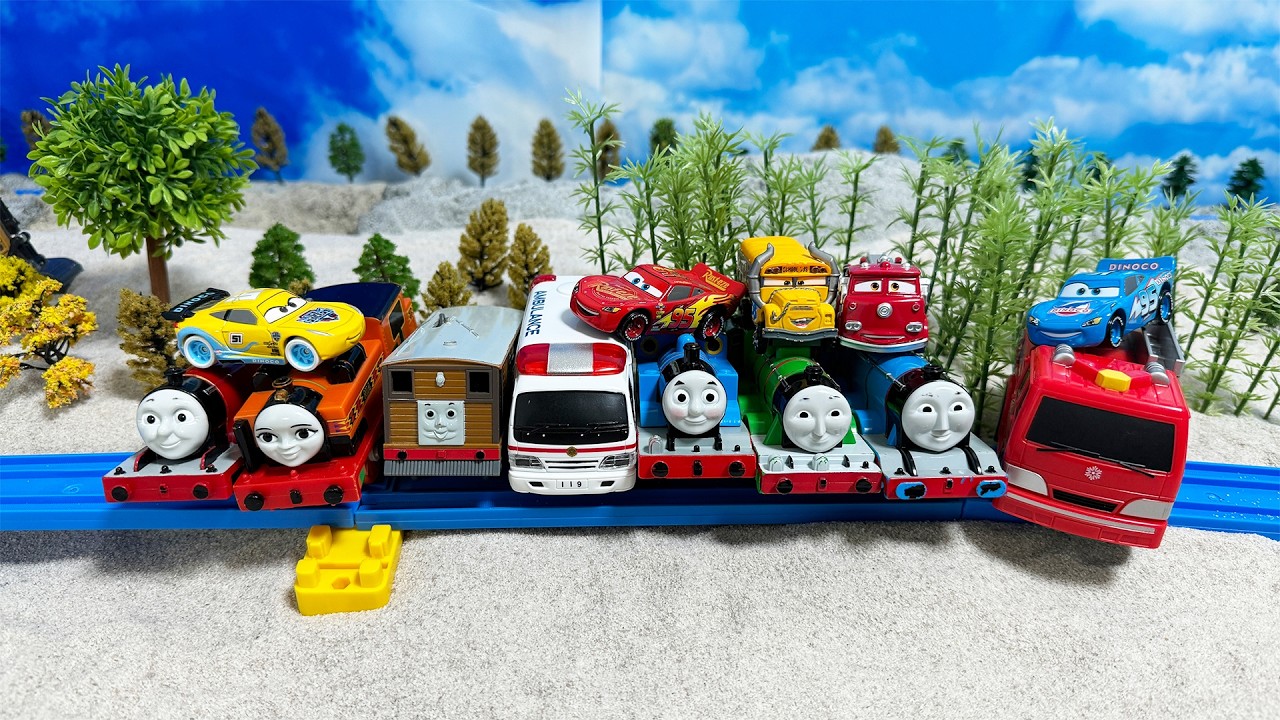 かくれてるカーズたちを救急車のミニカーがさがす！